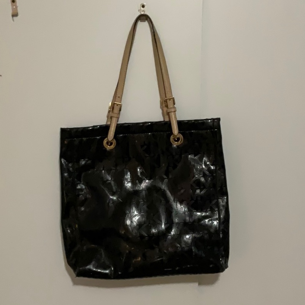 Michael Kors patent leather tote bag and matching wallet